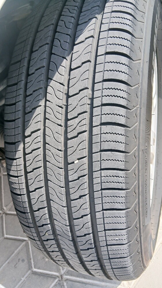 Toyota sequoia - 1