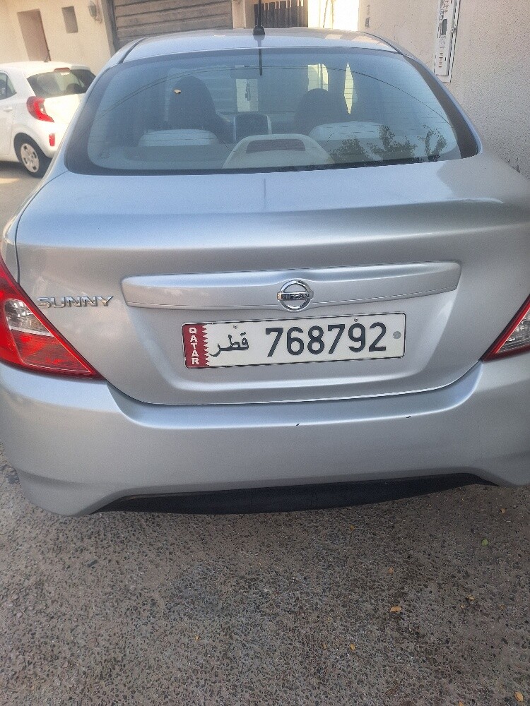 Nissan sunny - 5