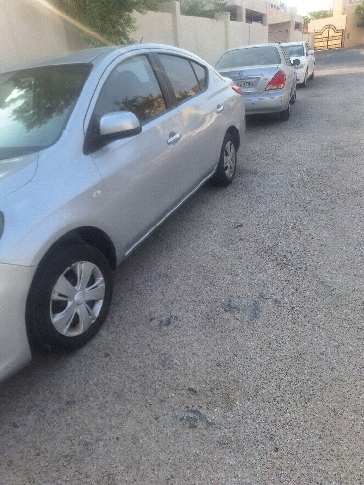 Nissan sunny - 8