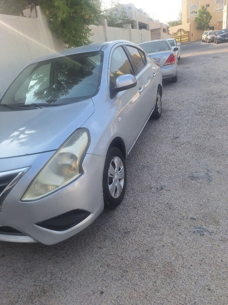 Nissan sunny - 7
