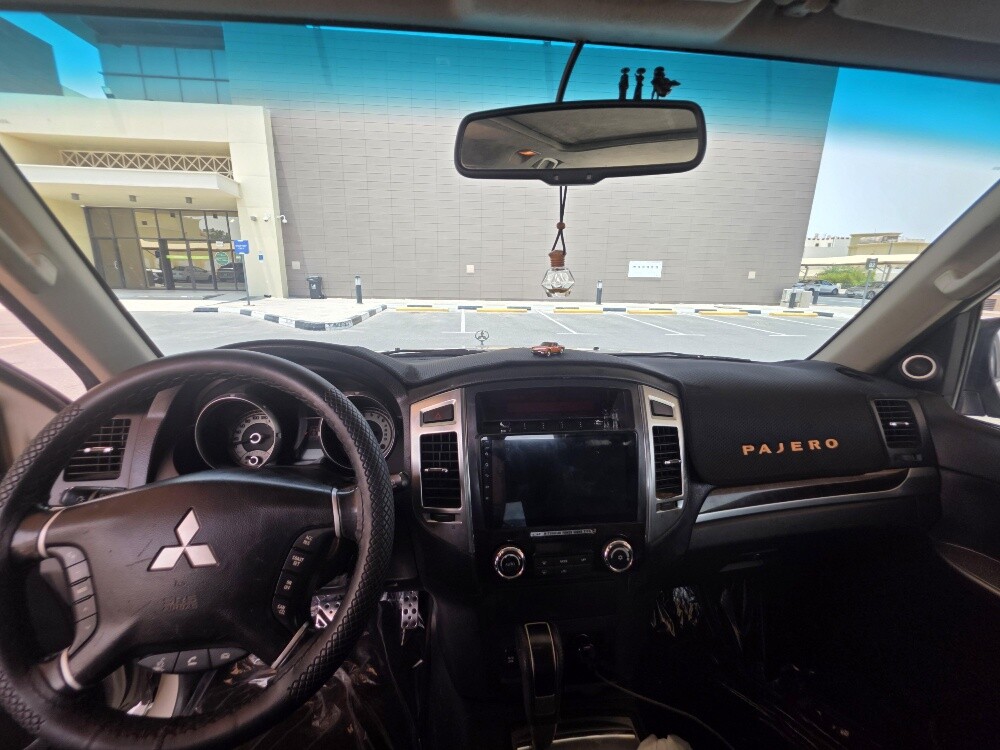 Mitsubishi Pajero 3.8L V6 SWB - 2
