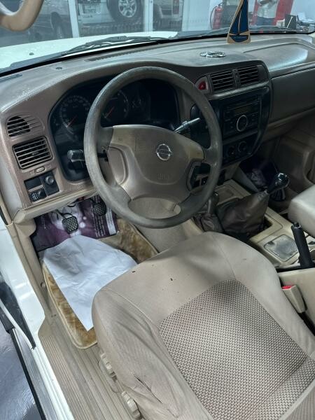 نيسان بترول فتك 2004 - 12
