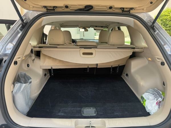 Jeep Cherokee Sport - 14