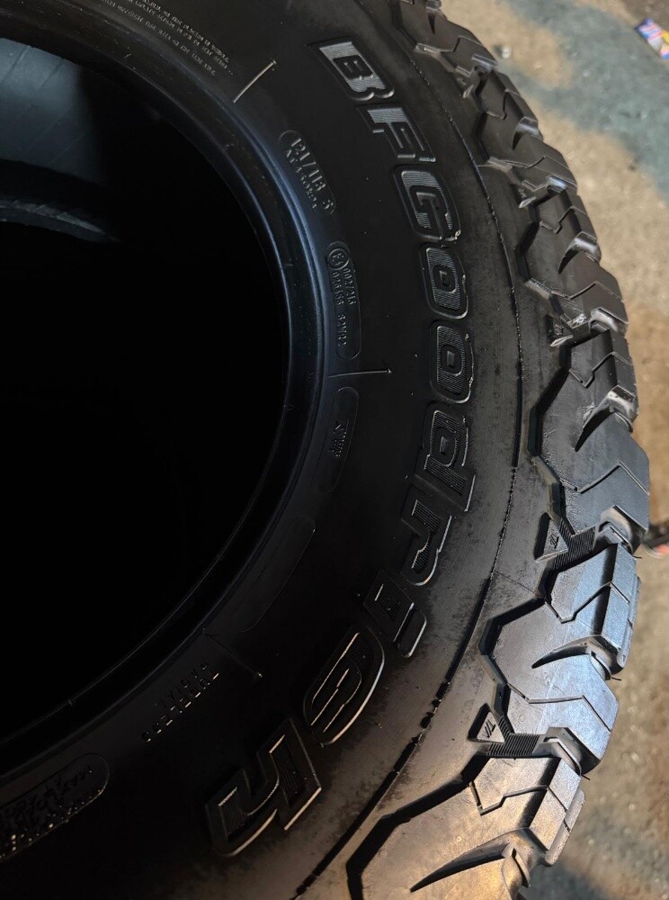 315/70/17 Bfgoodrich Brand - 7