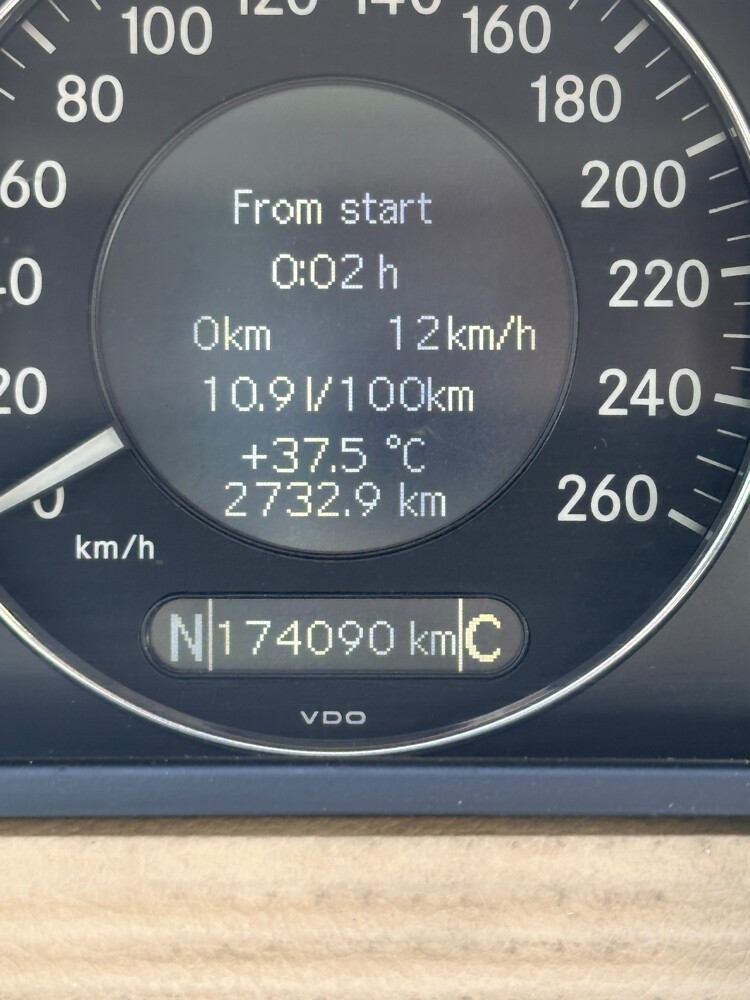 Mercedes E 200 for sale - 1