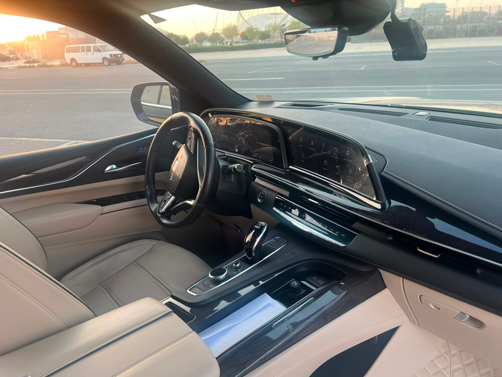 Cadillac Escalade 600   model 2023 - 16