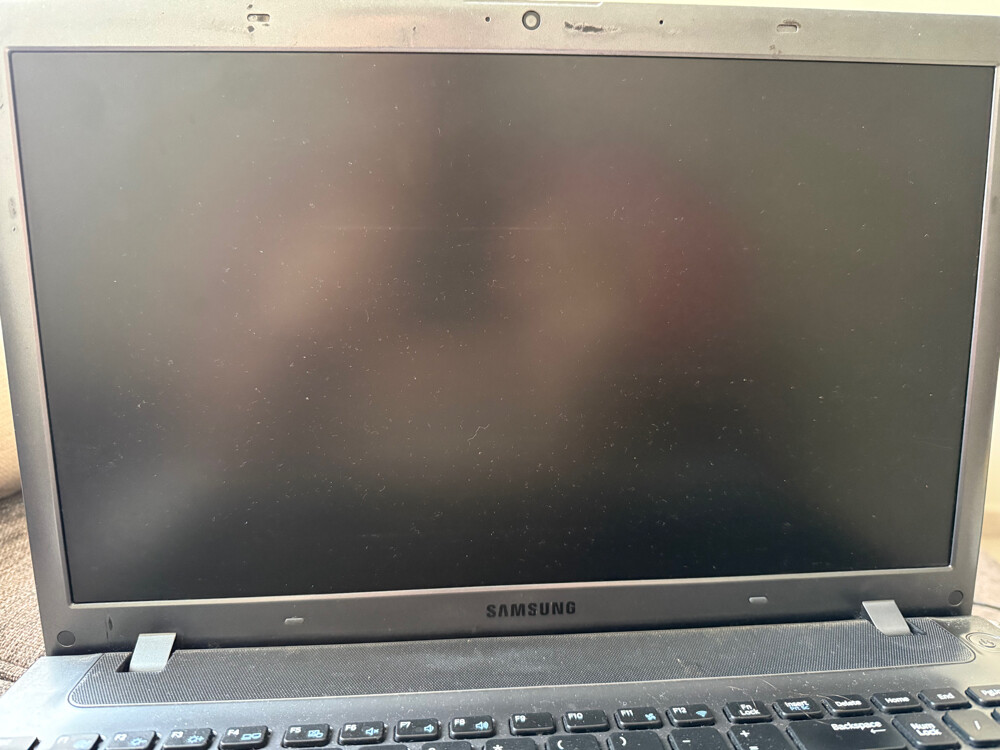 Samsung  - 2