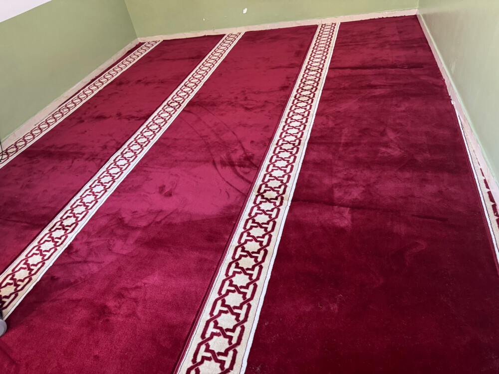 Mosque carpet, prayer carpet - 9