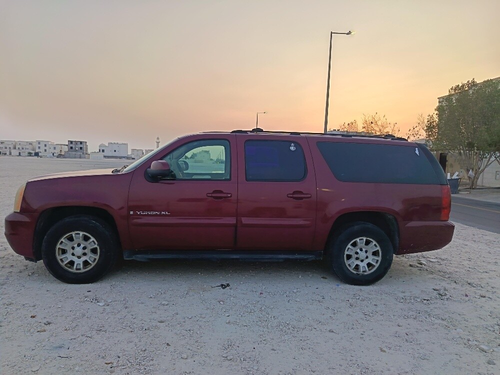 GMC YUKON XL - 4