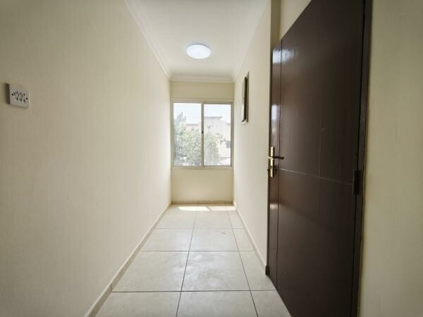 Spacious studio in family area - 3