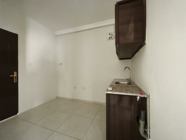 Spacious studio in family area - 5