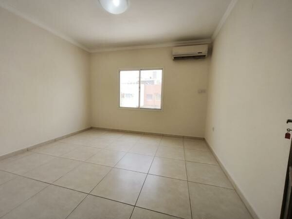 Spacious studio in family area - 2