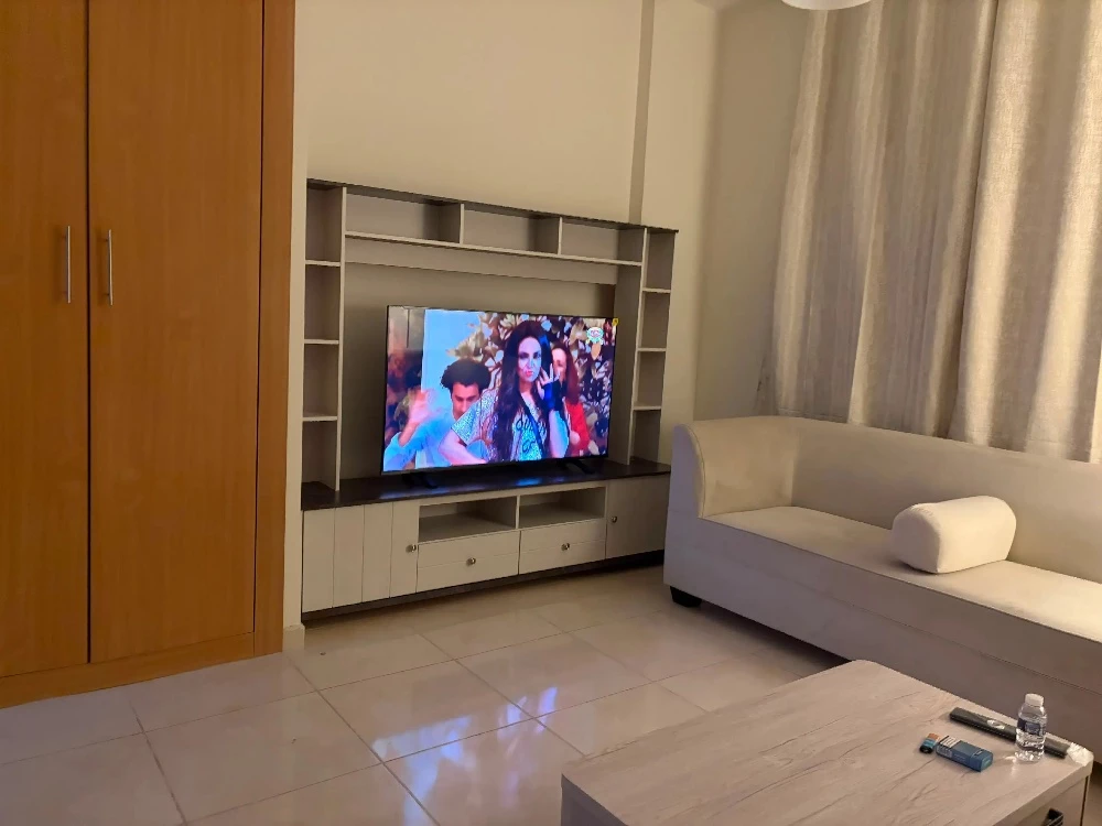 للبيع او الايجار استوديو اللوسيل - 7