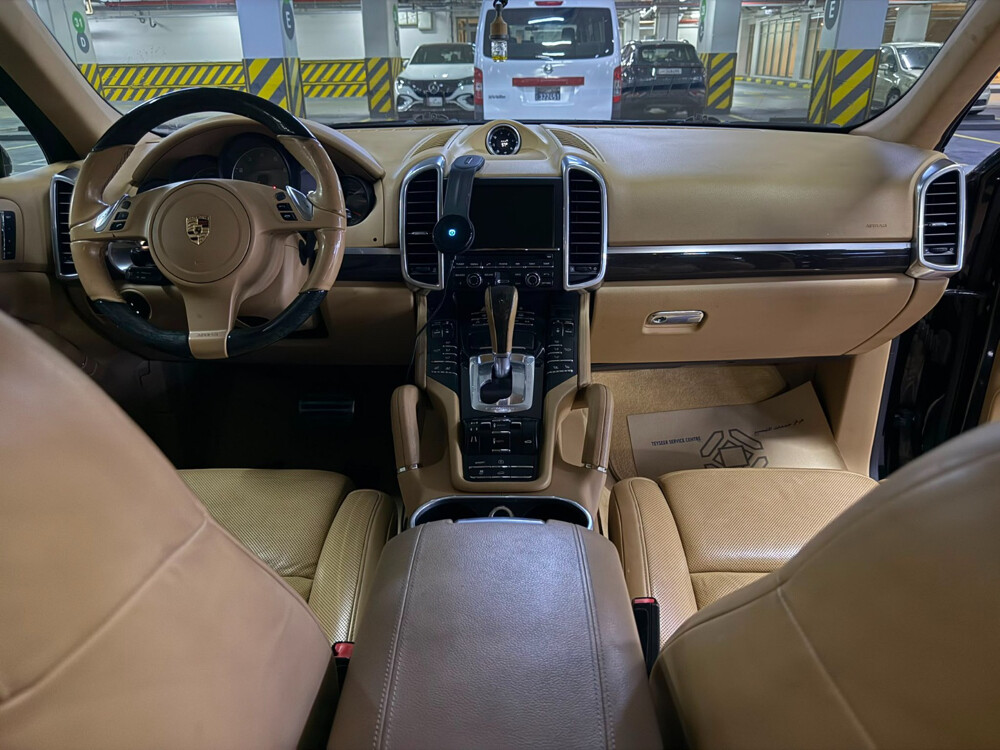 Porsche Cayenne S - 2