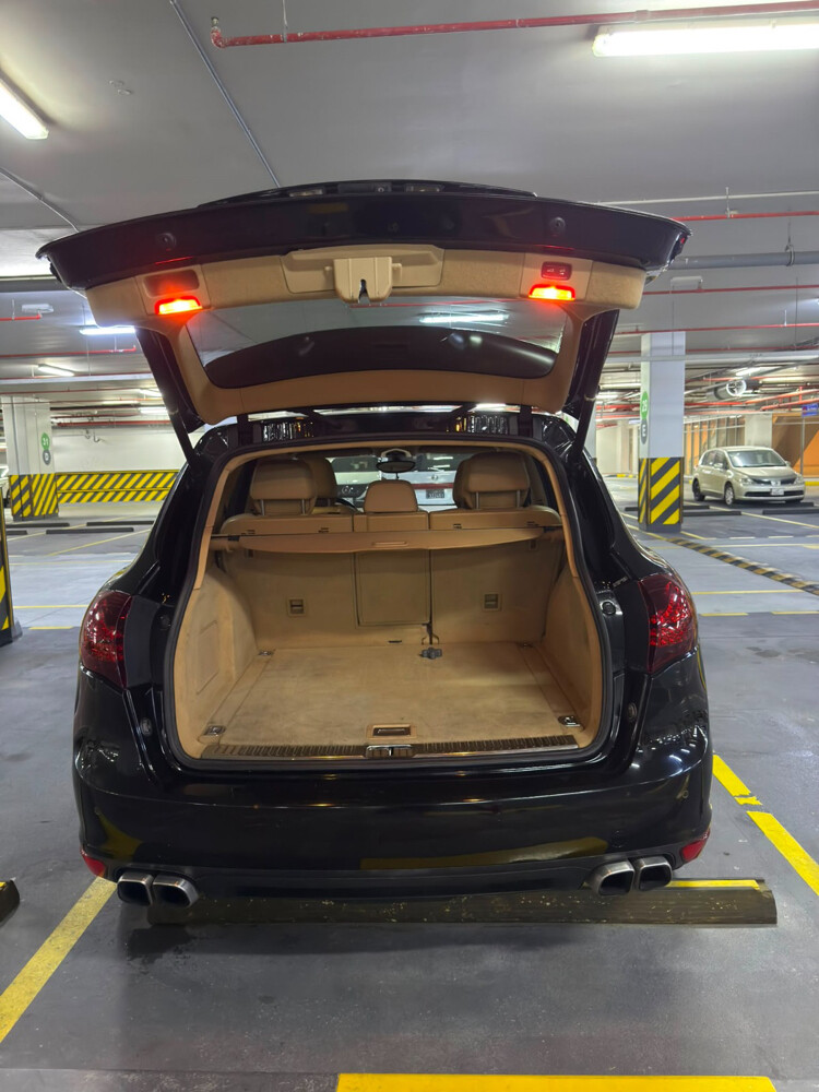 Porsche Cayenne S - 5