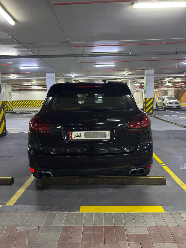 Porsche Cayenne S - 8