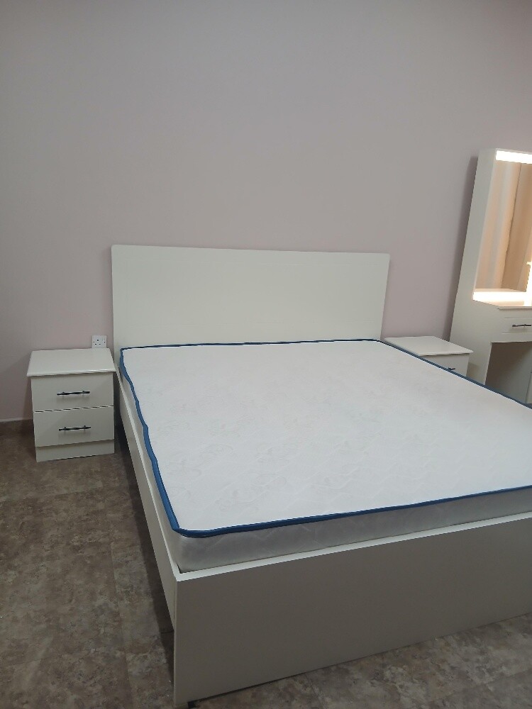 Bed and mattress - 7