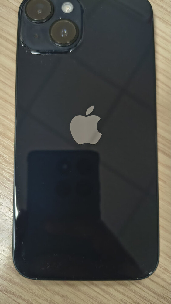 iPhone 14 + Apple Watch 4 - 2