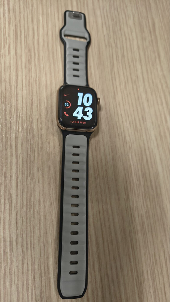 iPhone 14 + Apple Watch 4 - 5