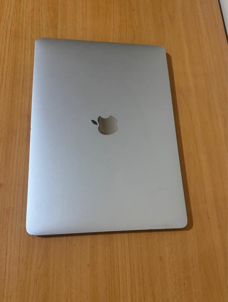 MacBook Pro 2017 – Touch Bar USA  - 2