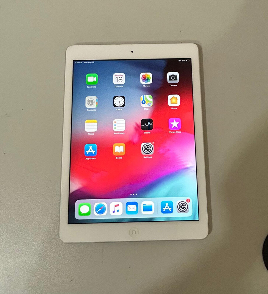 iPad Air 1 – 32GB USA  - 6