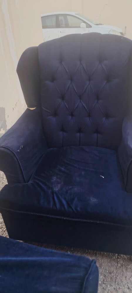 Used navy sofas almost in condition - 2