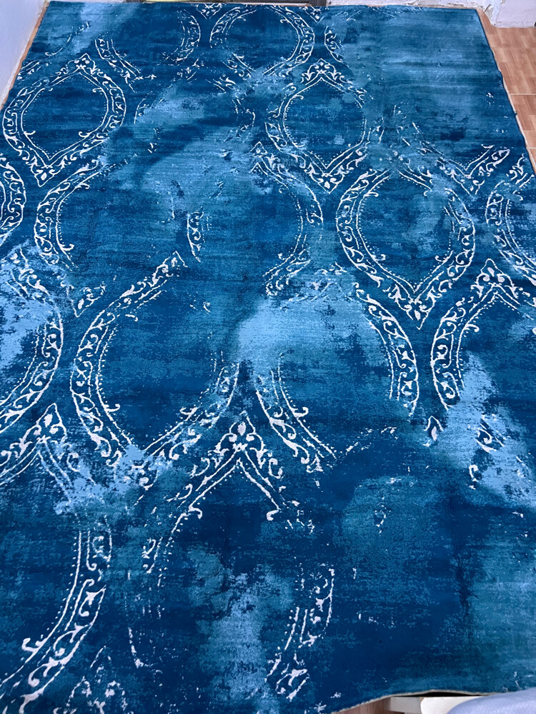 Used carpet, in excellent condition - 2