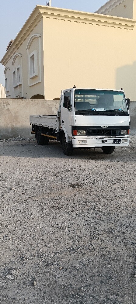 3-ton / 5-ton pickup truck for rent - 1