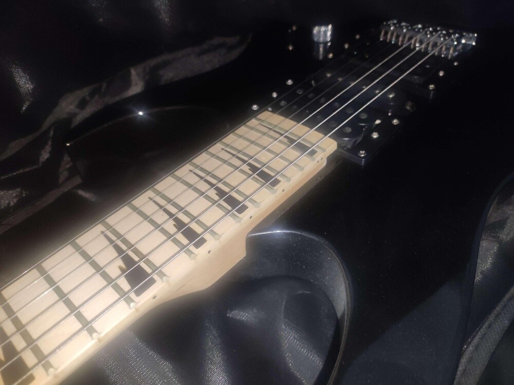 Electric guitar - 1