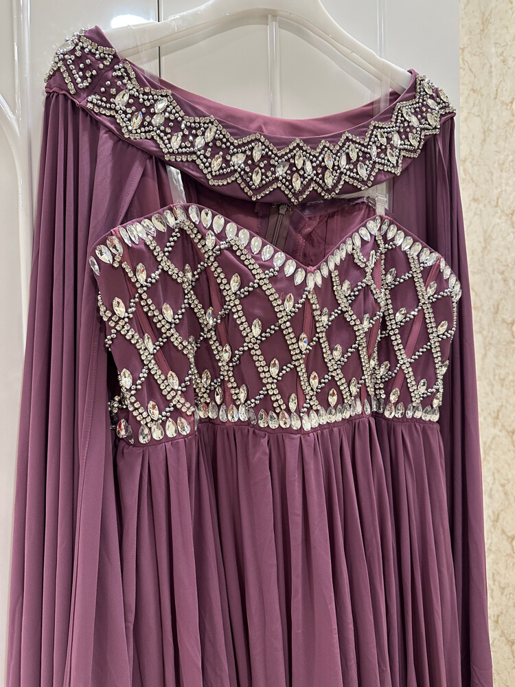 فستان من مصممه كويتيه - 3