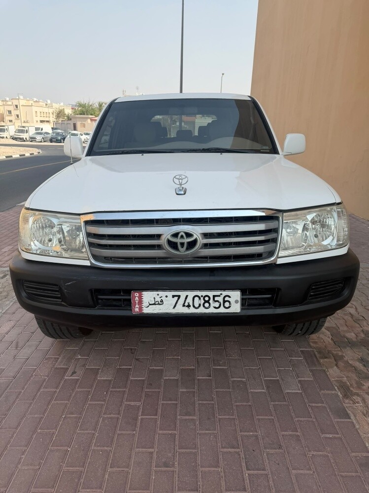 للبيع جي اكس موديل 2006 - 10