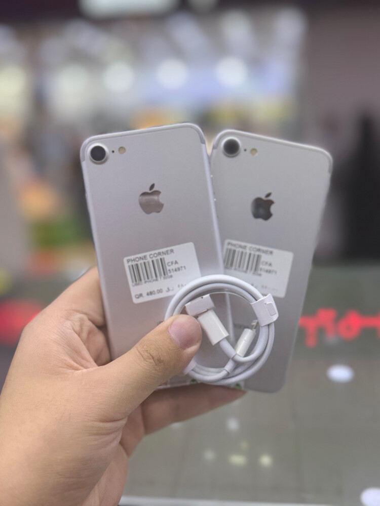 IPHONE 7 32 Gb  - 1