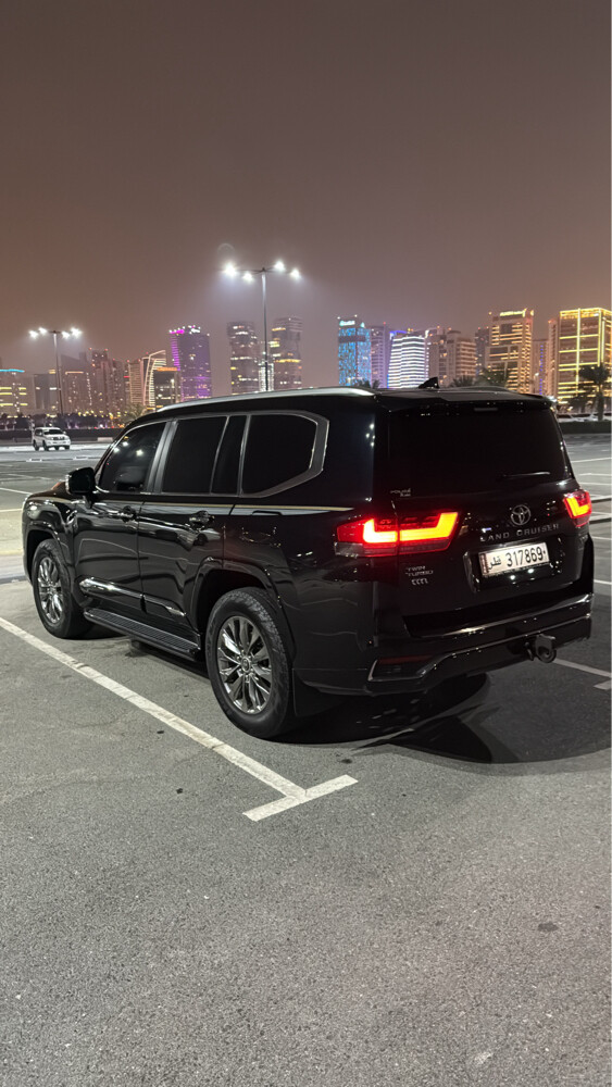 للبيع في اكس ار 2023صبغ وكاله بدون حوادث فل حمايه من داخل احمر  - 5