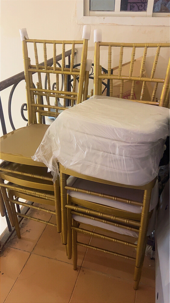 طاولة طعام مع كراسي - 2