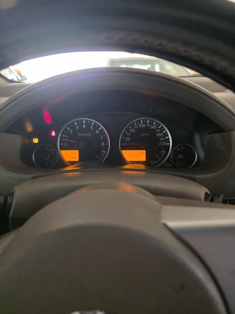nissan pathfinder 2012 registered - 8