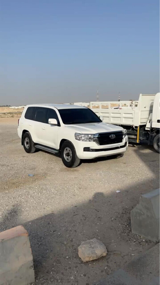 ستاندر للبيع نظيف جداً - 1