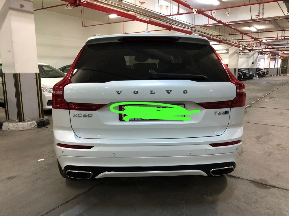 2018 Volvo XC60 II T6 AWD R-Design 5-seats - 4