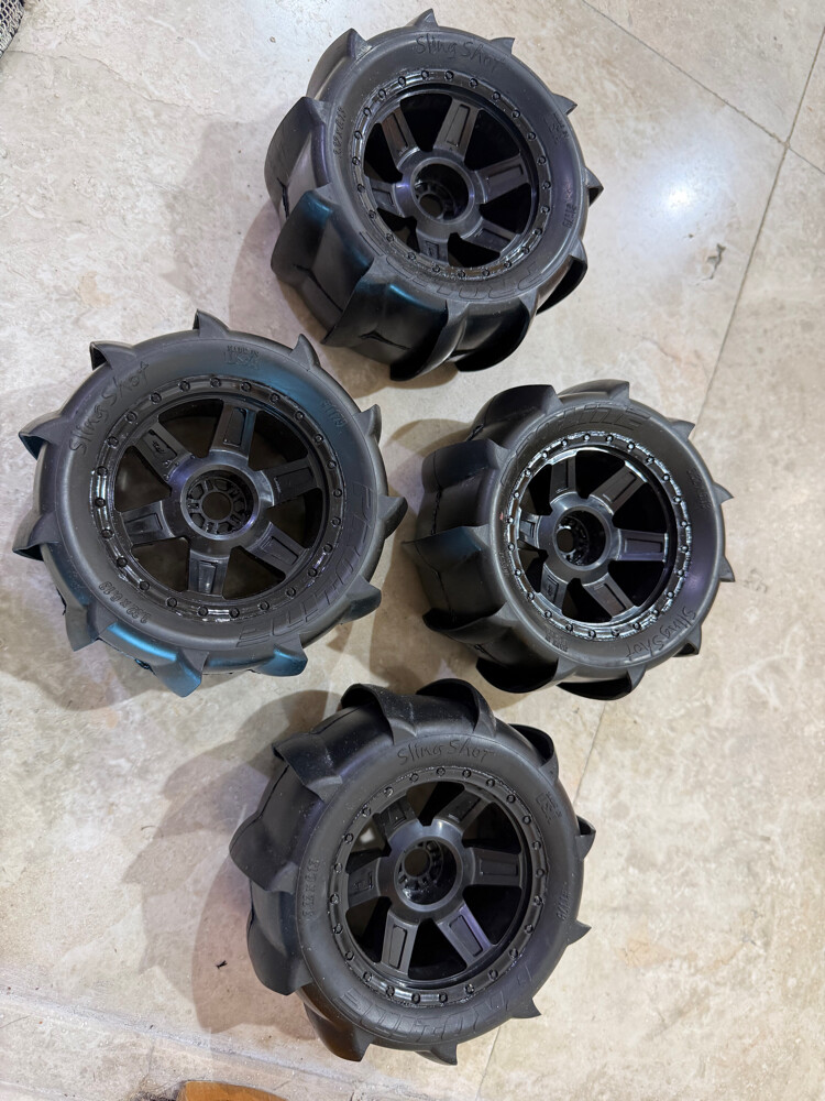 4 sand tyres proline 1/8 - 3