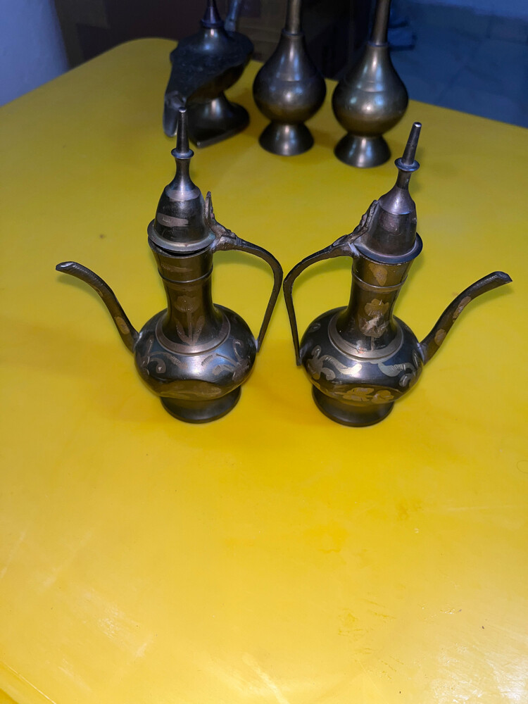 A collection of antique and heritag - 2