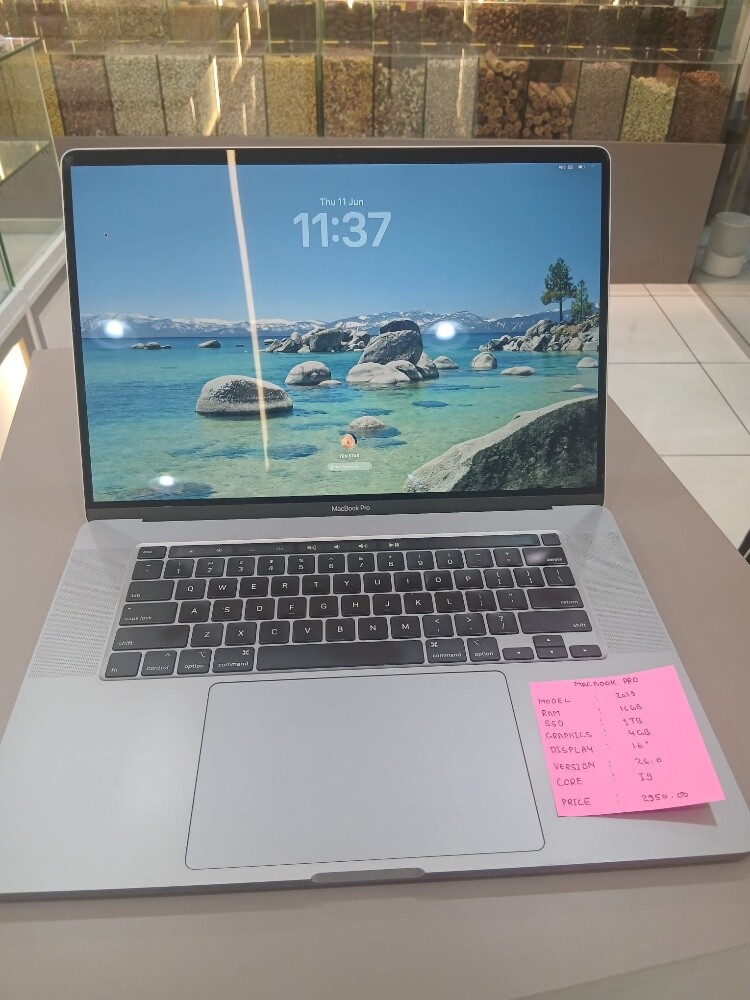MacBook pro core i9 1tb SSD - 5