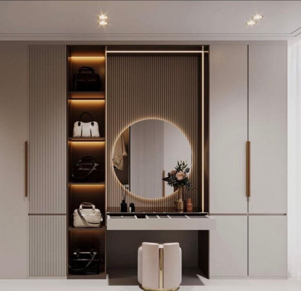living rooms and seating areas
Wall - 2