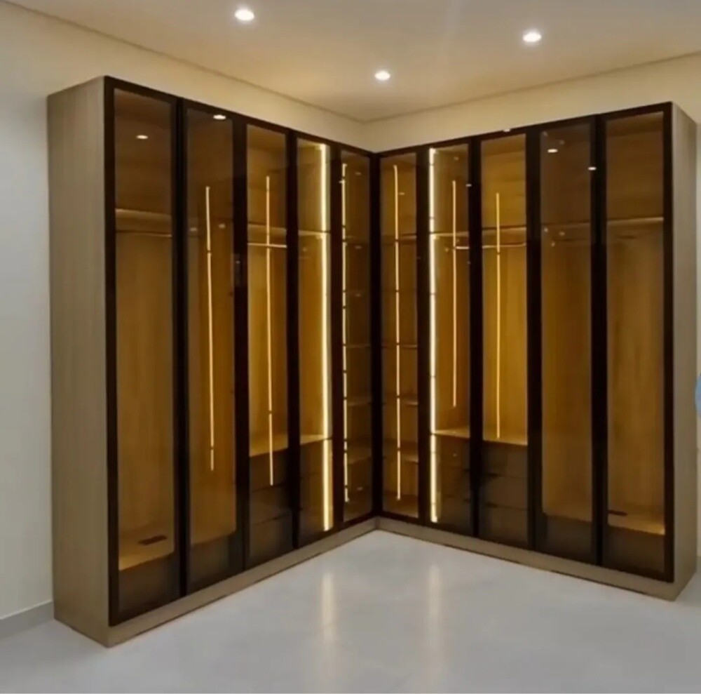 Wood cabinets&dressing,parkia artic - 1