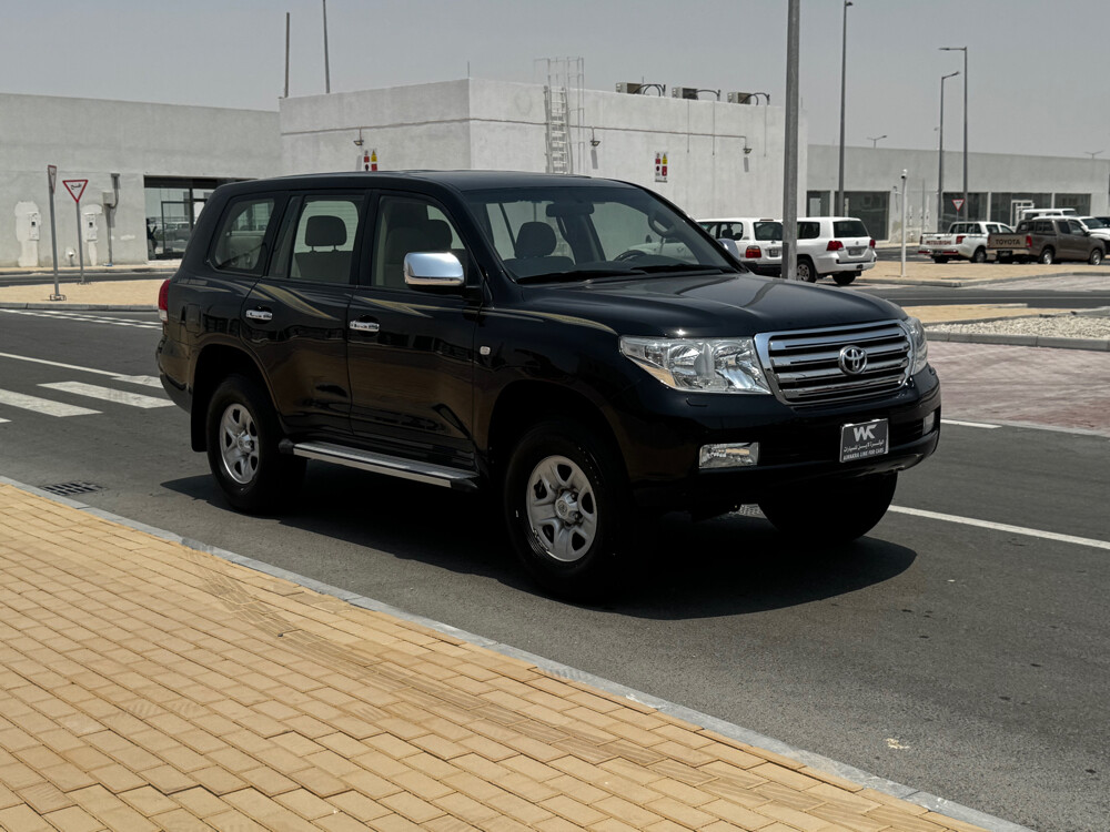 للبيع : جكسار 2008 - 9