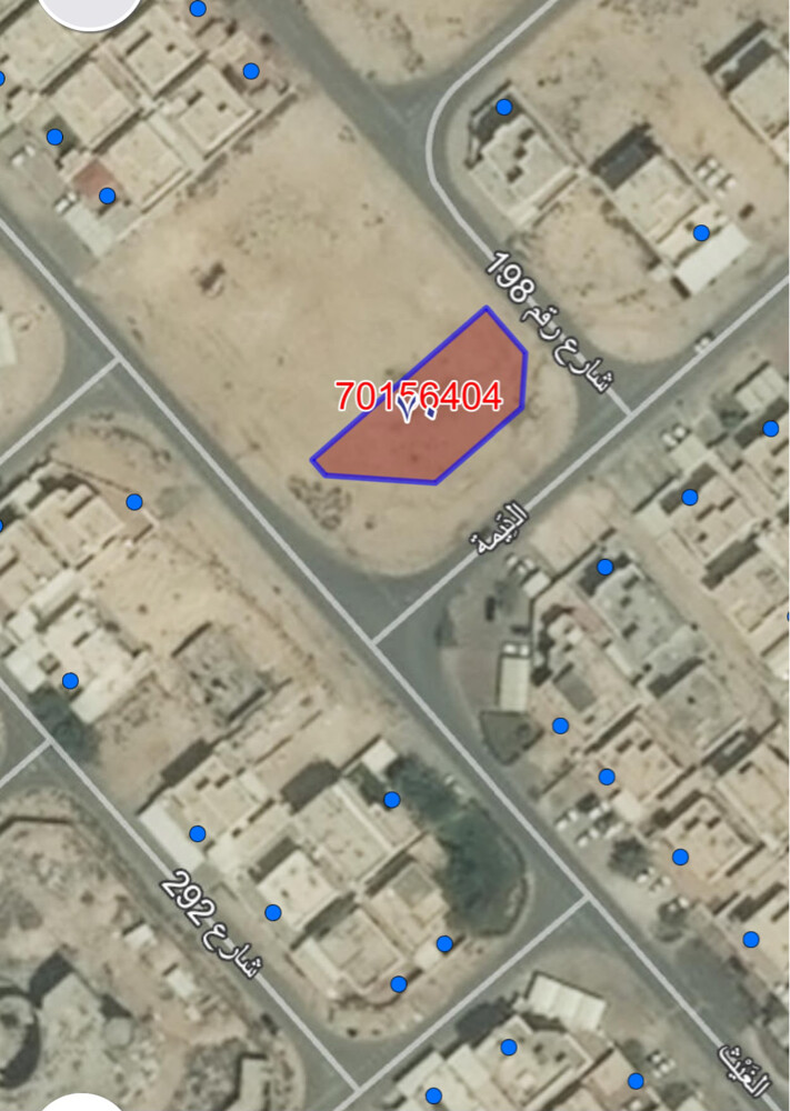 ام قرن للبيع قطع ارض 3 شوارع 802م - 2