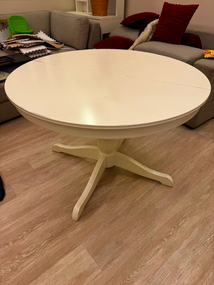 Dining table with 6 chairs - 2