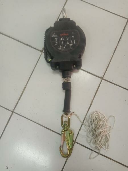 Fall Arrester Vertical Retractable - 4