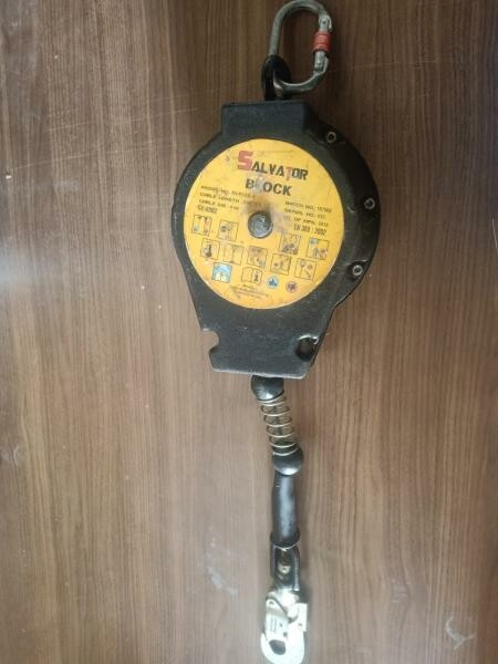 Fall Arrester Vertical Retractable - 3