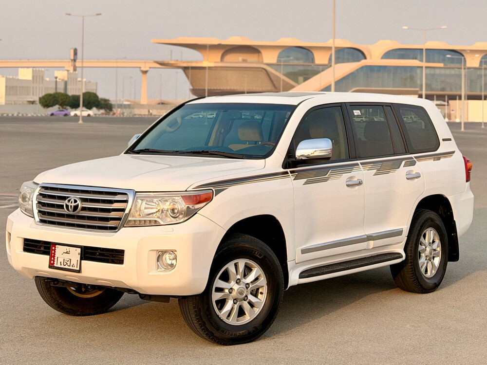 Toyota Land Cruiser GXR V8 - 1