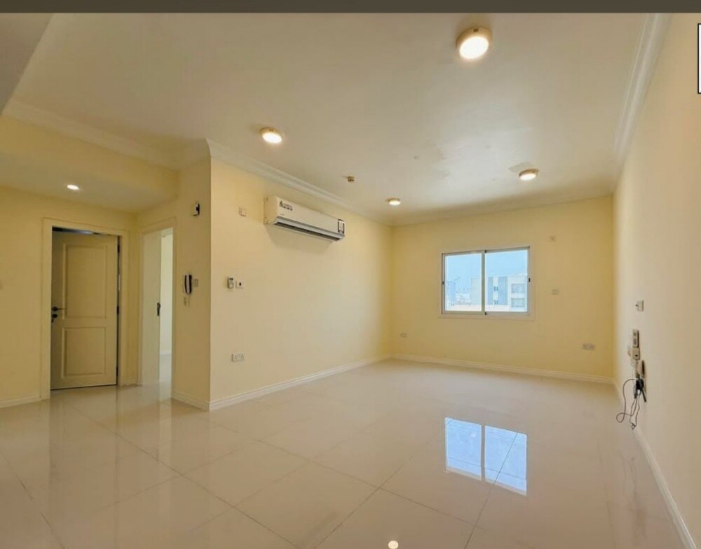 أعمال الدهان :33001657 - 4