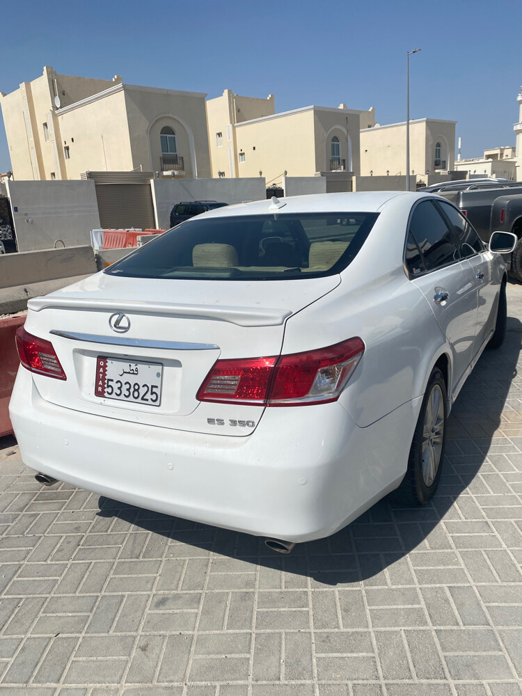 لكزس اي اس350 2011 - 1